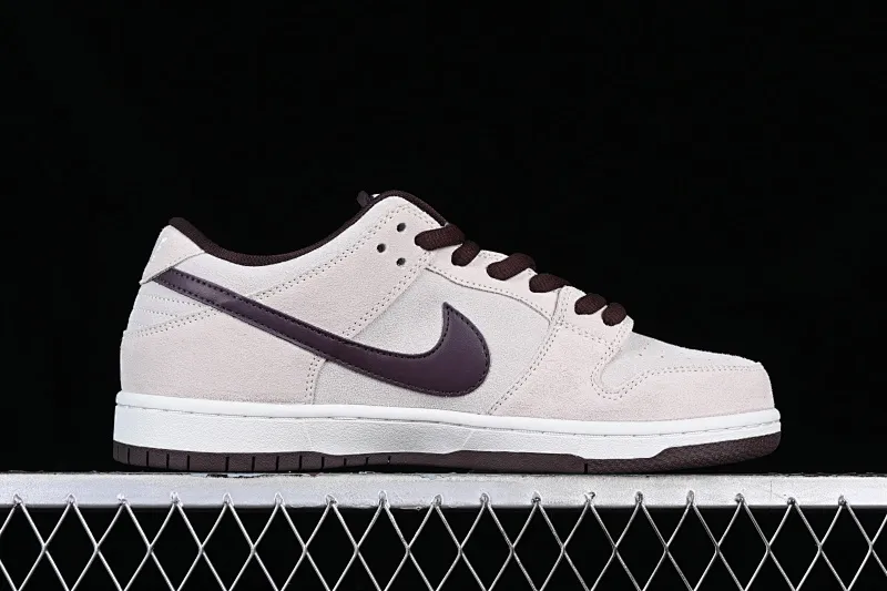 All categories Nk SB Dunk series Nk SB Dunk Low low-top sneakers Nk SB Dunk Low "Desert Sand" dark brown gray low-top series casual sneakers BQ6817-004